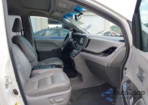 2015 Toyota Sienna Xle 8 Passenger из США, поврежденный, VIN 5TDYK3DC3FS675964